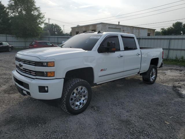 CHEVROLET SILVERADO 2018 with VIN 1GC1KVEG9JF109976 - Photo from auction