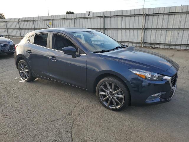 Photo 4 from auction – 2018 MAZDA 3 TOURING with VIN 3MZBN1L38JM228622