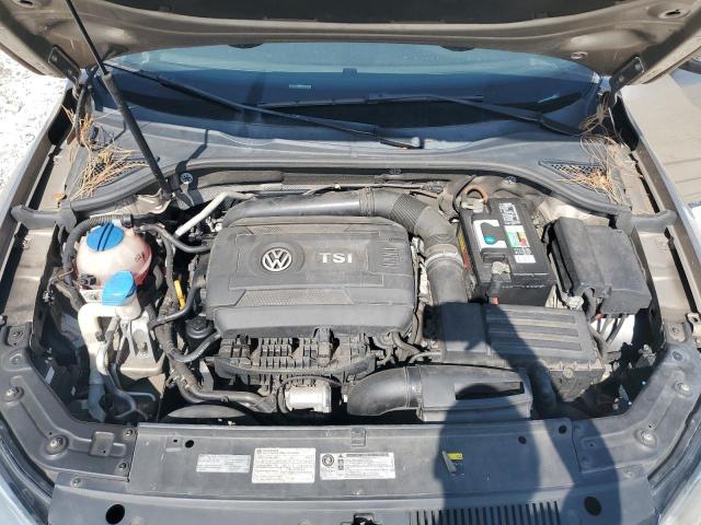 Photo 11 from auction – 2015 VOLKSWAGEN PASSAT S with VIN 1VWAT7A3XFC033153