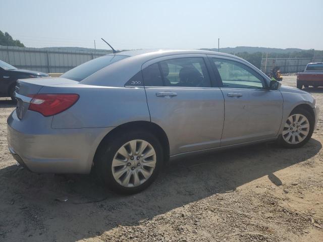 Foto 3 de la subasta – 2013 CHRYSLER 200 LX con VIN 1C3CCBAG6DN767800