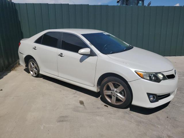 Photo 4 from auction – 2014 TOYOTA CAMRY L with VIN 4T1BF1FK5EU463575