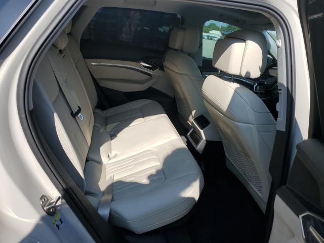 Photo 11 from auction – 2019 AUDI E-TRON PRE with VIN WA1VAAGE8KB015048