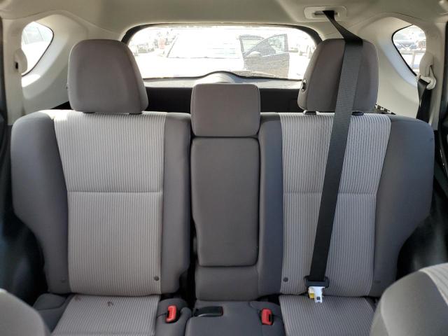 Photo 10 from auction – 2015 TOYOTA RAV4 LE with VIN 2T3ZFREV5FW222326
