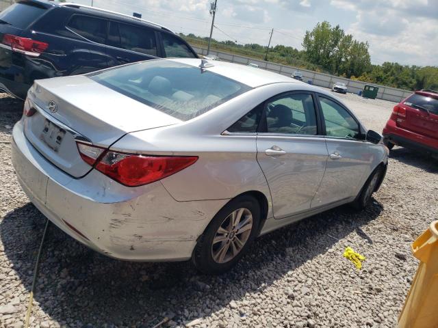 Photo 3 from auction – 2013 HYUNDAI SONATA GLS with VIN 5NPEB4AC7DH587502