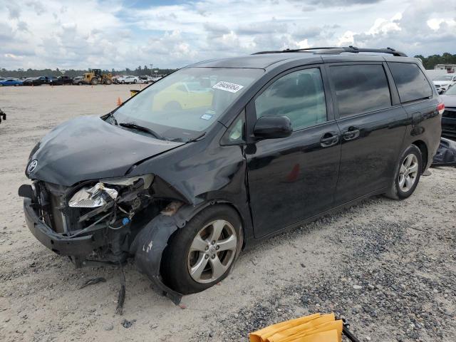 Photo 1 from auction – 2013 TOYOTA SIENNA LE with VIN 5TDKK3DC1DS333738