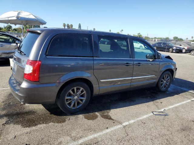 Photo 3 from auction – 2015 CHRYSLER TOWN & COU with VIN 2C4RC1HG9FR710535