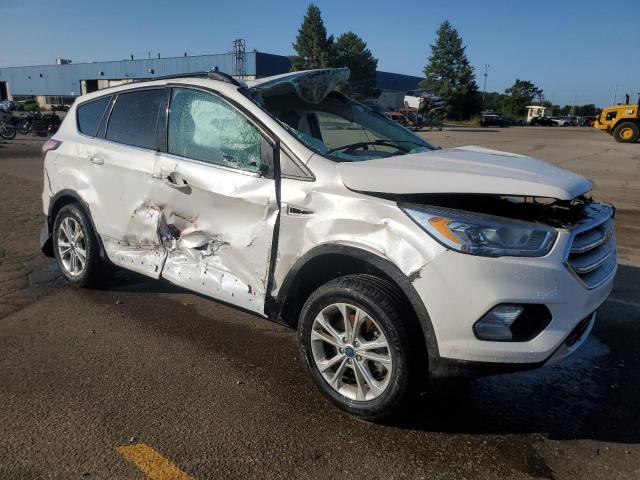Photo 4 from auction – 2018 FORD ESCAPE SEL with VIN 1FMCU9HD1JUA52191