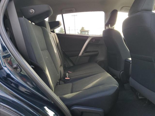 Photo 11 from auction – 2018 TOYOTA RAV4 LE with VIN 2T3BFREV5JW829031