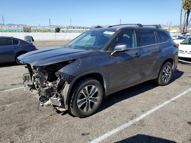 Photo 1 from auction – 2022 TOYOTA HIGHLANDER with VIN 5TDHZRAH3NS113804