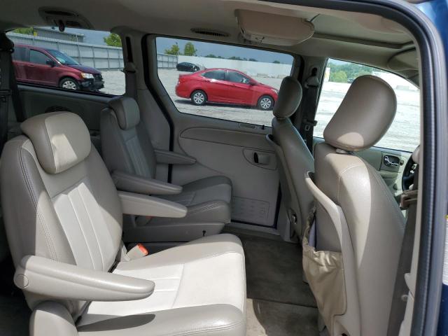 Photo 11 from auction – 2005 CHRYSLER TOWN & COU with VIN 2C4GP54L85R395604