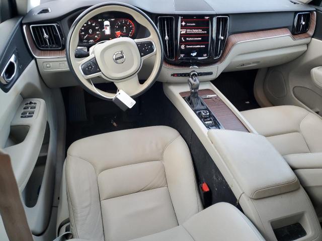Photo 8 from auction – 2021 VOLVO XC60 T5 MO with VIN YV4102DK6M1696615