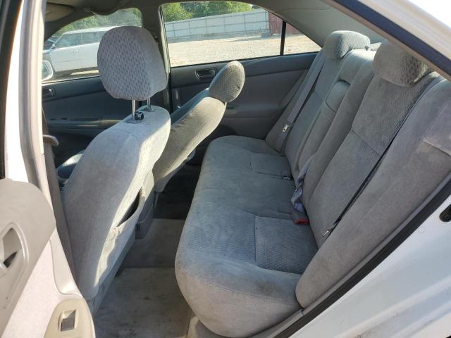 Photo 10 from auction – 2004 TOYOTA CAMRY LE with VIN 4T1BE32K14U323901