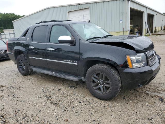 Photo 4 from auction – 2013 CHEVROLET AVALANCHE with VIN 3GNMCGE00DG356435