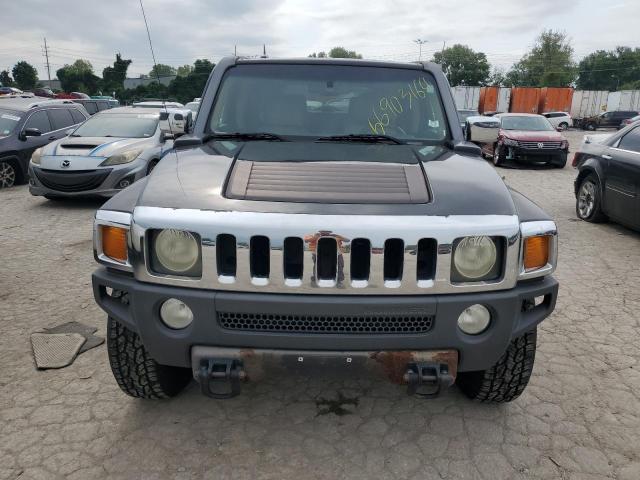 Photo 5 from auction – 2006 HUMMER H3 with VIN 5GTDN136668285282