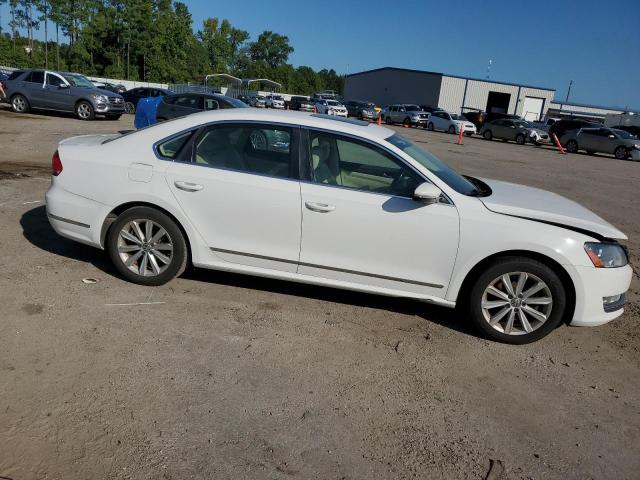 Photo 4 from auction – 2012 VOLKSWAGEN PASSAT SEL with VIN 1VWCH7A3XCC101005