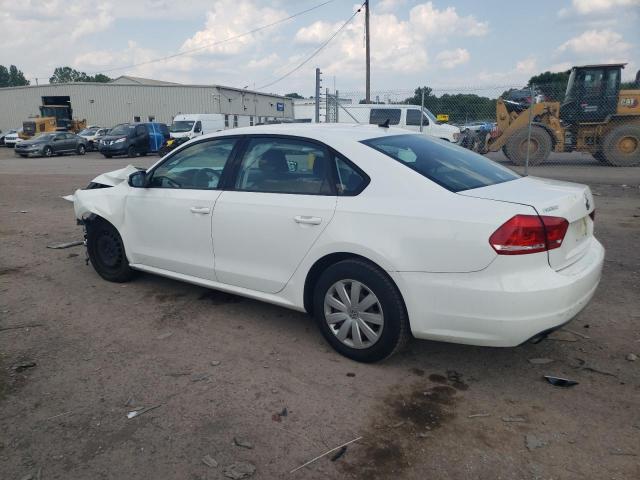 Photo 2 from auction – 2013 VOLKSWAGEN PASSAT S with VIN 1VWAP7A35DC114174