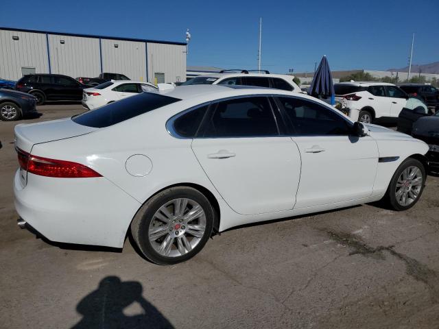 Photo 3 from auction – 2017 JAGUAR XF with VIN SAJBR4BV6HCY32842