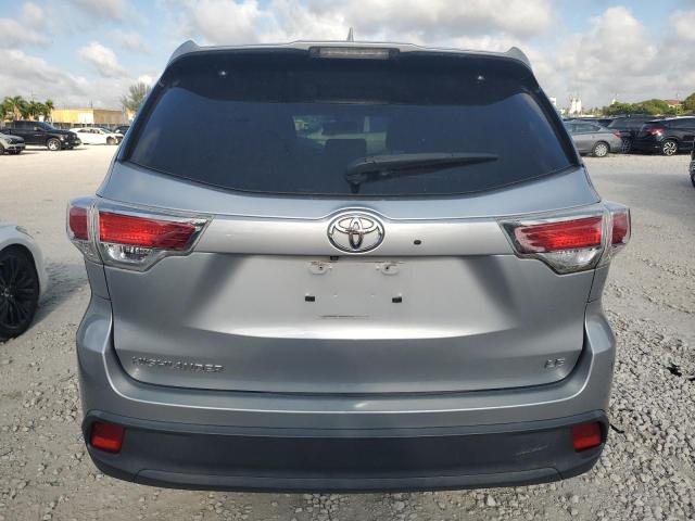 Photo 6 from auction – 2015 TOYOTA HIGHLANDER with VIN 5TDZKRFH9FS075188