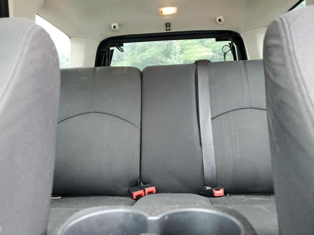 Photo 10 from auction – 2010 MAZDA TRIBUTE I with VIN 4F2CY0C72AKM03563
