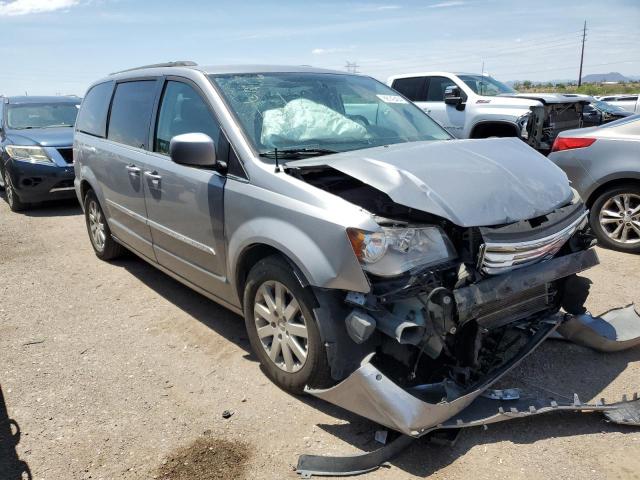 Photo 4 from auction – 2016 CHRYSLER TOWN & COU with VIN 2C4RC1BG5GR214500