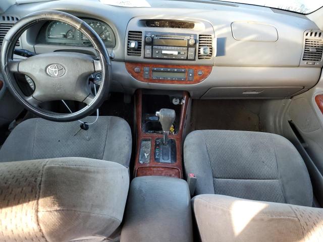 Photo 8 from auction – 2002 TOYOTA CAMRY LE with VIN 4T1BE30K12U570397