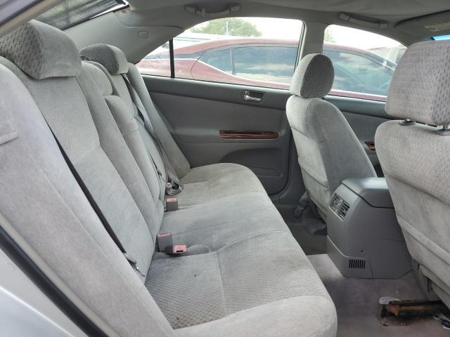Photo 10 from auction – 2002 TOYOTA CAMRY LE with VIN 4T1BE30K02U082865
