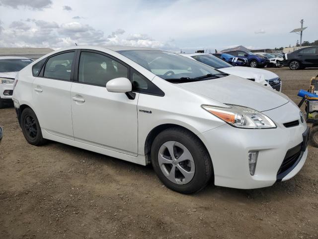 Photo 4 from auction – 2015 TOYOTA PRIUS with VIN JTDKN3DU9F1932970