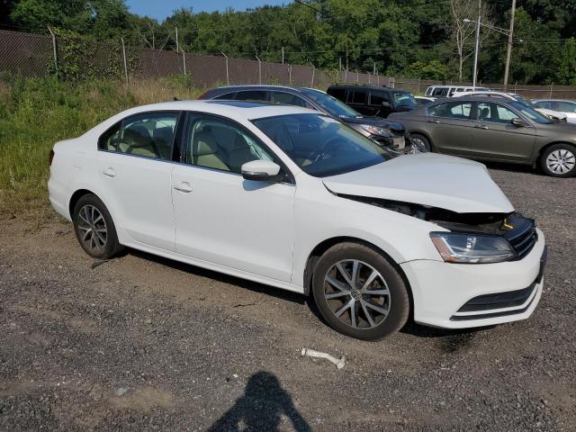 Photo 4 from auction – 2017 VOLKSWAGEN JETTA SE with VIN 3VWDB7AJ3HM376810