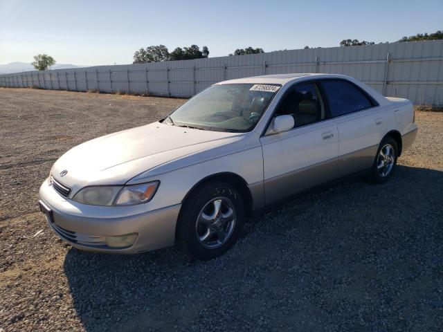 LEXUS ES 300 1998 with VIN JT8BF28G2W0143530 - Photo from auction
