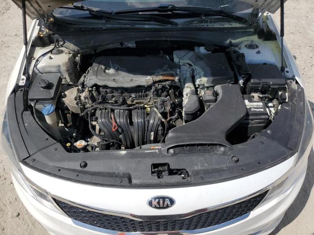 Photo 11 from auction – 2016 KIA OPTIMA LX with VIN 5XXGT4L31GG034587