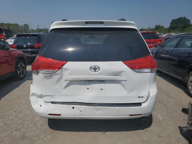 Photo 6 from auction – 2013 TOYOTA SIENNA XLE with VIN 5TDYK3DC8DS360719