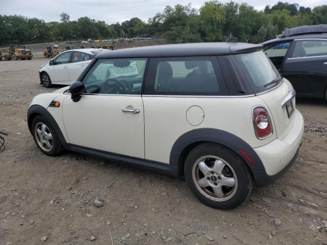 Photo 2 from auction – 2011 MINI COOPER with VIN WMWSU3C5XBT183962