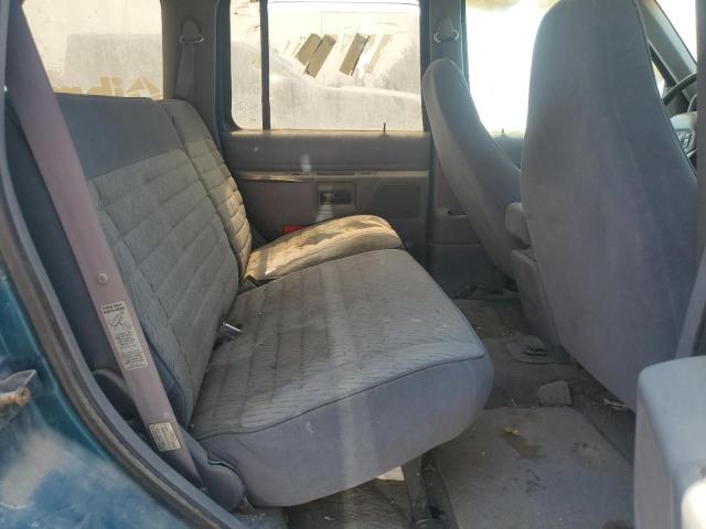 Photo 11 from auction – 1994 FORD EXPLORER with VIN 1FMDU34X2RUD14846