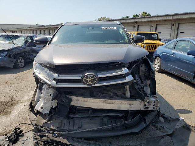 Zdjęcie 5 z aukcji – 2018 TOYOTA HIGHLANDER z VIN 5TDJZRFH7JS837127