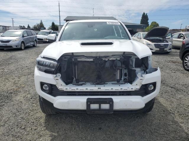 Photo 5 from auction – 2023 TOYOTA TACOMA DOU with VIN 3TYDZ5BN8PT017993