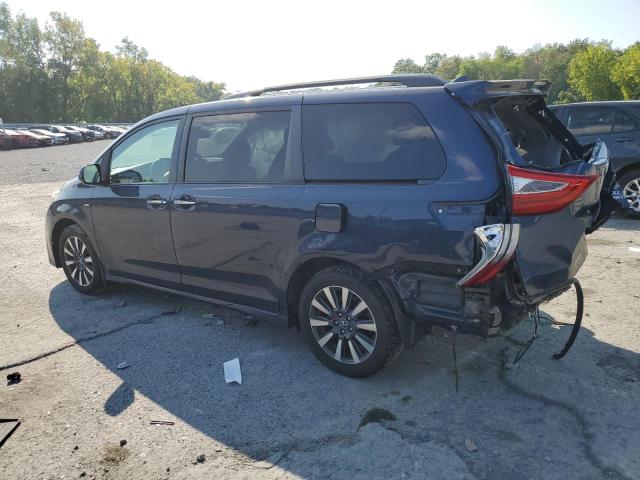 Photo 2 from auction – 2018 TOYOTA SIENNA XLE with VIN 5TDDZ3DC9JS202931