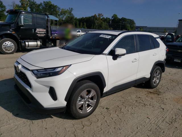 Photo 1 from auction – 2022 TOYOTA RAV4 XLE with VIN 2T3W1RFVXNC198069