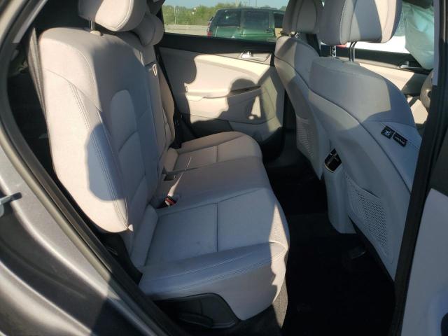 Photo 11 from auction – 2018 HYUNDAI TUCSON VAL with VIN KM8J3CA24JU796755
