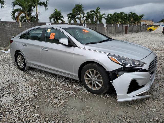 Photo 4 from auction – 2019 HYUNDAI SONATA SE with VIN 5NPE24AF0KH736002
