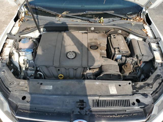 Photo 11 from auction – 2014 VOLKSWAGEN PASSAT S with VIN 1VWAP7A34EC010874