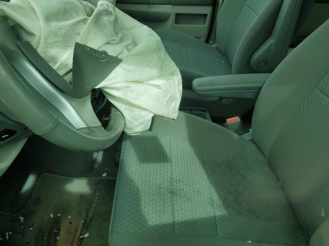 Photo 9 from auction – 2010 CHRYSLER TOWN & COU with VIN 2A4RR5D10AR306565