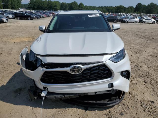 Photo 5 from auction – 2022 TOYOTA HIGHLANDER with VIN 5TDGZRAH8NS559667