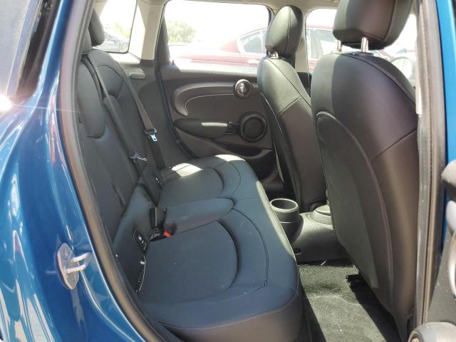 Photo 11 from auction – 2024 MINI COOPER with VIN WMW33DK00R2V04491