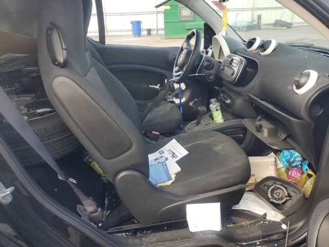 Photo 10 from auction – 2016 SMART FORTWO with VIN WMEFJ5DA0GK076339