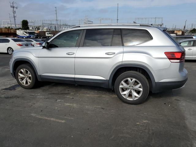 Photo 2 from auction – 2018 VOLKSWAGEN ATLAS SE with VIN 1V2DR2CAXJC554331