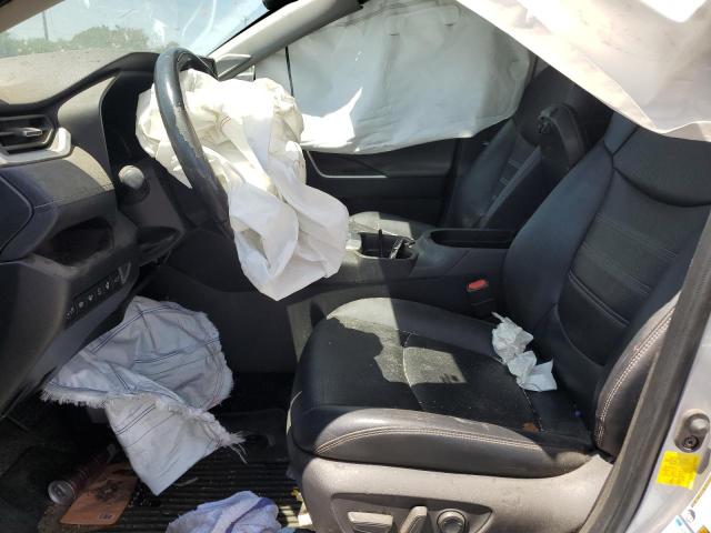Photo 7 from auction – 2019 TOYOTA RAV4 LIMIT with VIN JTMDWRFV2KD504780