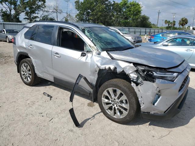 Photo 4 from auction – 2024 TOYOTA RAV4 XLE P with VIN 2T3C1RFV1RC258331