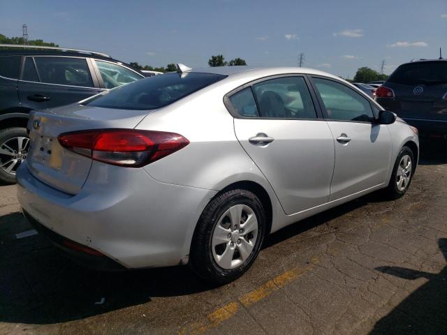 Photo 3 from auction – 2017 KIA FORTE LX with VIN 3KPFK4A72HE062820
