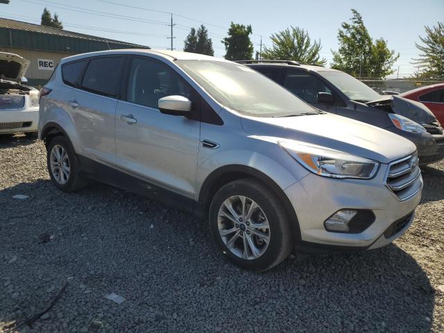 Photo 4 from auction – 2017 FORD ESCAPE SE with VIN 1FMCU9GD9HUD46594