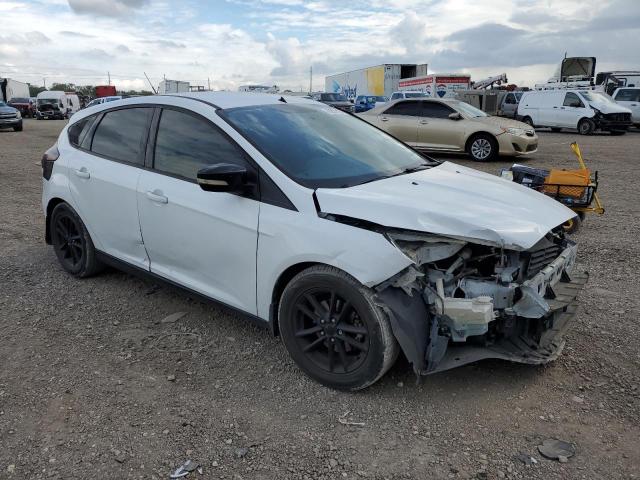 Zdjęcie 4 z aukcji – 2017 FORD FOCUS SE z VIN 1FADP3K20HL264008